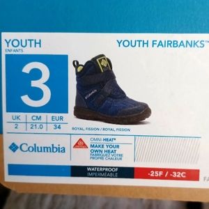 Columbia youth boots